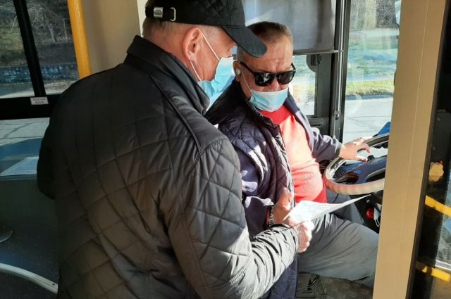 В Хабаровске увеличились проверки автобусов