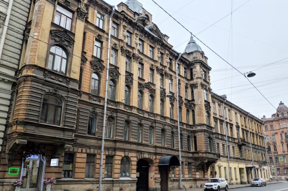 «Дом М. Г. Баркона», Некрасова ул., 42.