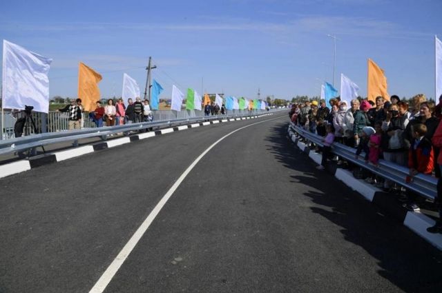 В Омской области между сёлами отремонтировали дорогу за 154 миллионов