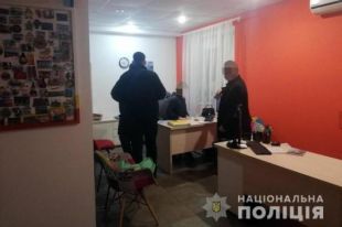 В Бердянске турагентство продавало поддельные тесты на COVID-19.