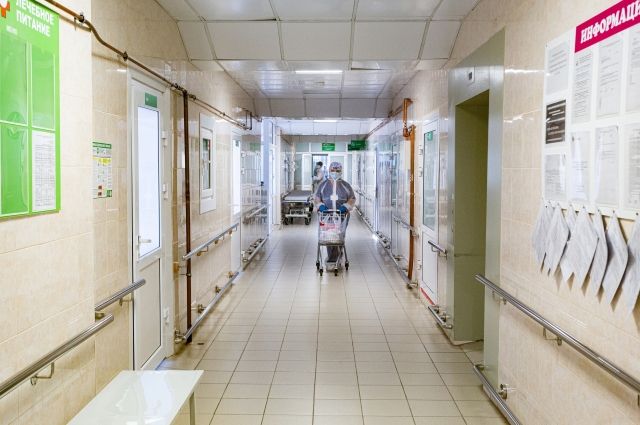 В детской больнице в Ярославле пьяный охранник нахамил женщине