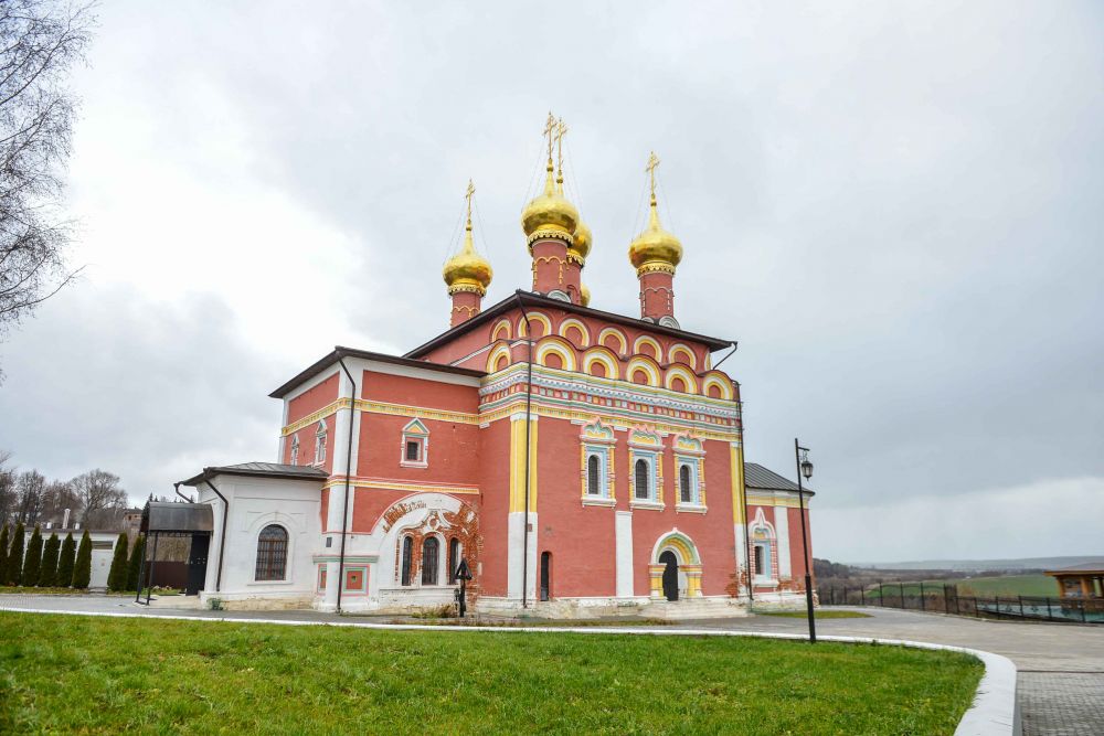 Белевский Спасо-Преображенский мужской монастырь