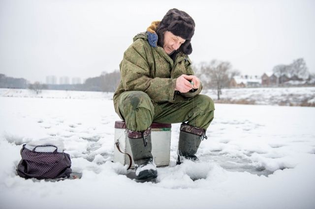 В Светлом Оренбургской области спасли рыбака, пробывшего в холодной воде более четырех часов. 