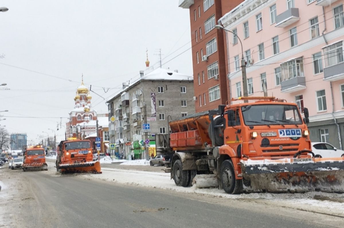 Уборка снега в Казани: куда звонить с жалобой, сообщили в исполкоме | АиФ  Казань