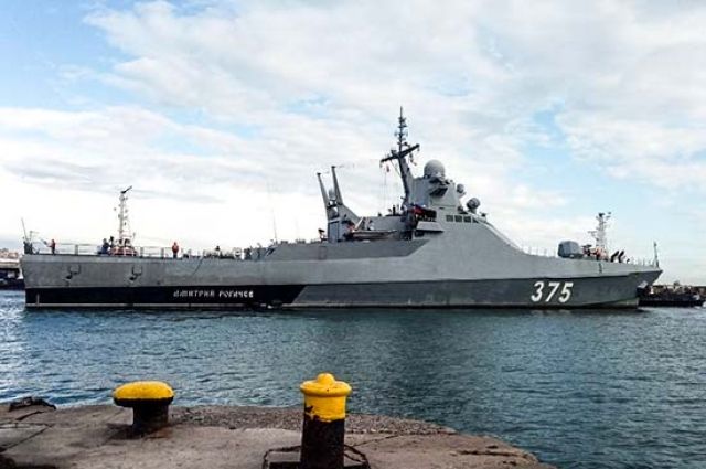 Военные корабли РФ и Алжира проводят совместные учения в Средиземном море
