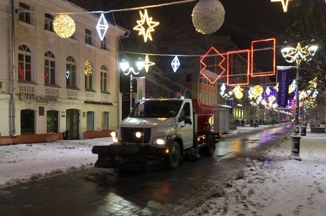 В Нижнем Новгороде в уборке снега задействовано 395 единиц техники