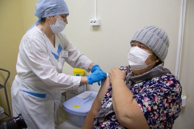 В ульяновском центре профпатологии отроют пункт вакцинации от коронавируса