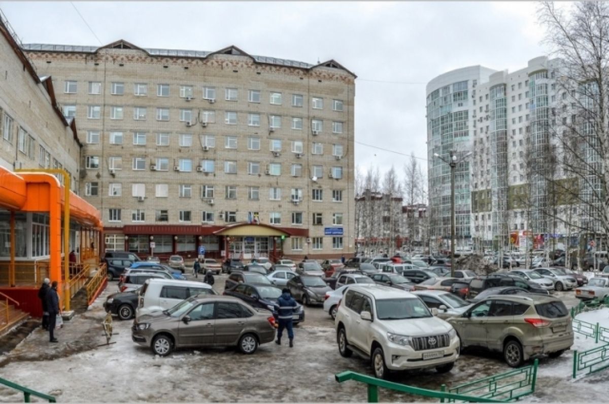 Детская поликлиника журналистов. Нижневартовск поликлиника возле Европы Сити.