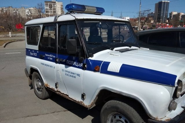 Жителю Удмуртии грозит срок за угрозы ножом полицейскому