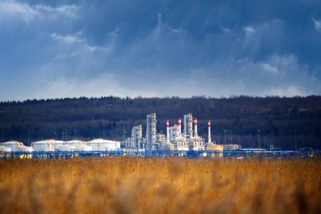 Перспективный актив. «Роснефть» увеличит долю в НПЗ в Германии