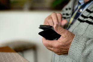 Современные технологии освоят пенсионеры с помощью нацпроекта