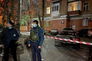 В Николаеве на улице устроили стрельбу: есть жертва.