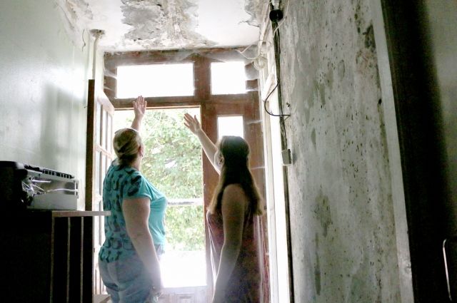 «В щели видно улицу!» Как проходит переселение крымчан из аварийных домов