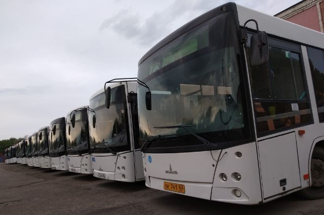 В Самаре перевозчик установил новые правила входа пассажиров в автобус