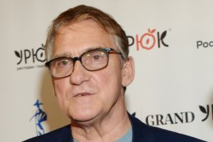 Умер звезда сериала «Моя прекрасная няня» из-за осложнений после COVID-19