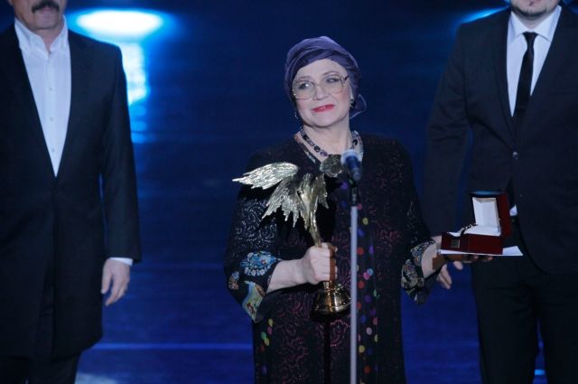 Актриса Нина Русланова скончалась в возрасте 75 лет