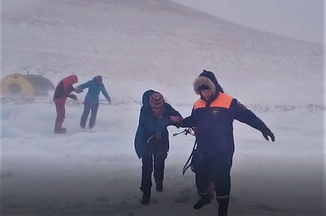 Картина дня в Хабкрае: сильный снег и шквальный ветер бушуют в регионе