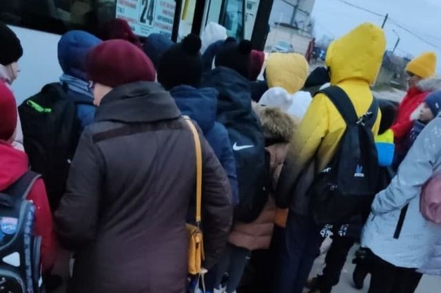 Под Новосибирском ребёнок пострадал в давке в автобусе