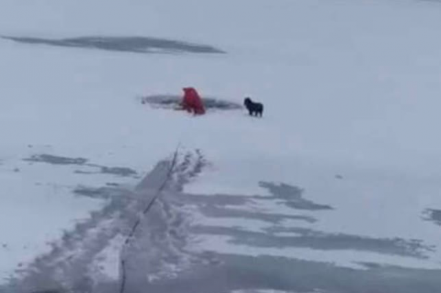 В Нижегородской области обнаружено вмерзшее в лед тело рыбака