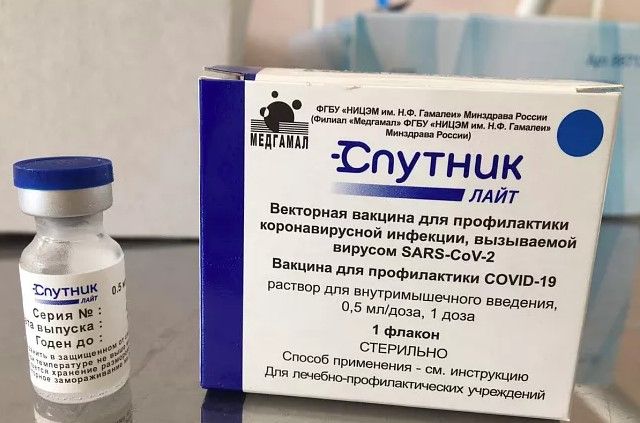 В Саратовскую область привезли 25 тысяч доз вакцины «Спутник Лайт»