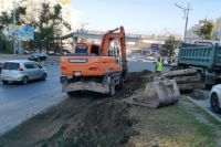 В Новотроицке субподрядчик при ремонте улиц уложил дешевый асфальт с целью хищения денег.