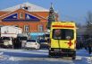 Автомобиль скорой медицинской помощи у шахты «Листвяжная» в городе Белово