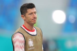 Нападающий сборной Польши по футболу Роберт Левандовский.