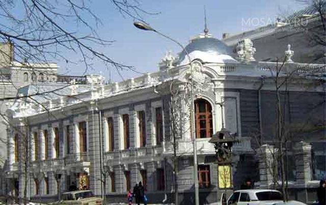 Антипрививочник устроил скандал перед премьерой в ульяновском театре кукол