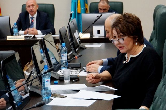 Вопрос о необходимости строительства современного инфекционного госпиталя подняла еще на прошлой неделе депутат Наталья Ждакаева. 