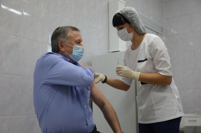 Два пункта вакцинации в Калининграде продолжают работать круглосуточно
