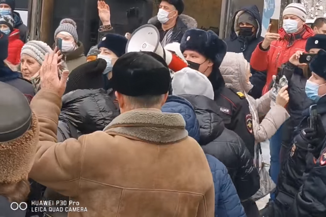 В Новосибирске завели дело на двух депутатов за организацию митинга на МЖК