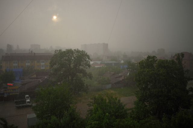 В Адыгее объявили экстренное предупреждение из-за сильных дождей