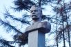 Памятник Максиму Горькому был установлен в 1984 году. Писатель никогда не был в Иркутске, но поддержал местную «Базу курносых» - кружок пионеров, которые занимались литературным творчеством. 