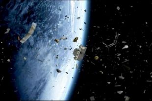 SpaceX пришлось сместить орбиту спутников Starlink.