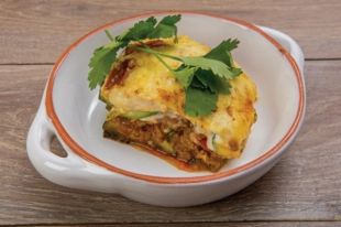 Мусака с говядиной и сулугуни: пошаговый рецепт приготовления.
