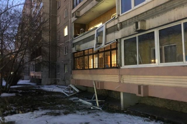 Мужчина решил покоптить рыбу и устроил взрыв в девятиэтажке Екатеринбурга