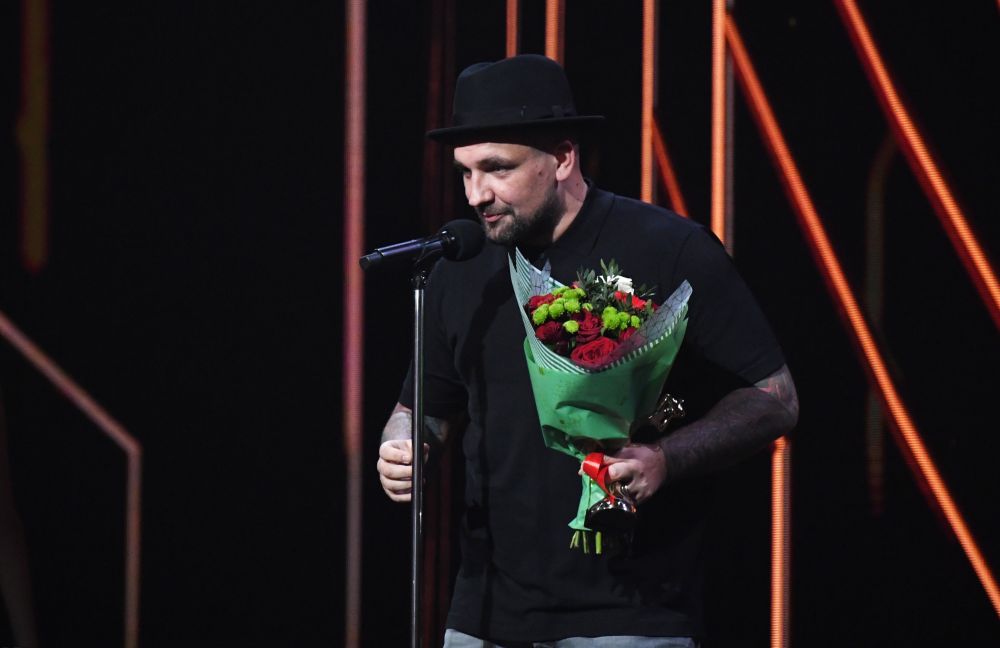 Рэпер Баста (Василий Вакуленко), получивший приз в номинации «Хип-хоп исполнитель года»