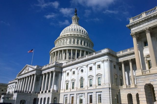 Сенат США одобрил продление финансирования правительства