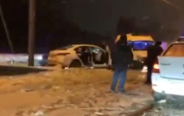 Под Новосибирском произошло массовое ДТП с двумя такси на Бердском шоссе