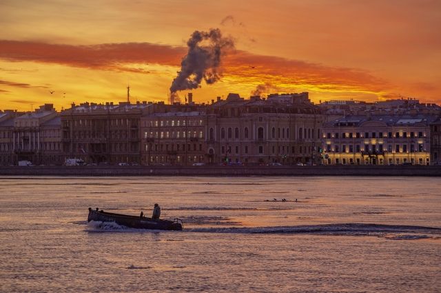 4 декабря Петербург будет находиться между двух циклонов