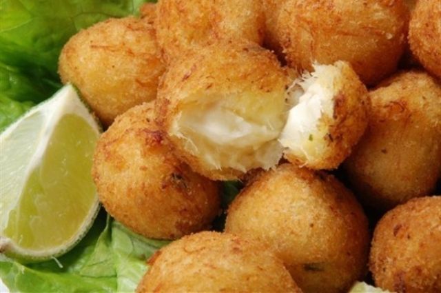 Сырные крокеты со сметаной: рецепт вкусного блюда.