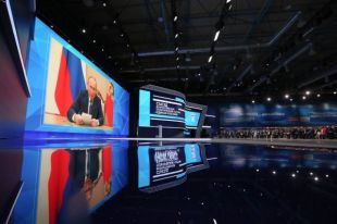 Политологи: «Единая Россия» сохраняет монополию на то, чтобы быть партией Владимира Путина.