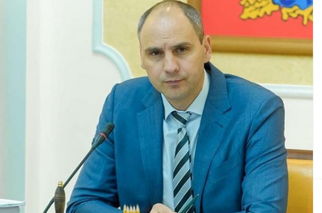 Политолог Марат Баширов заявил, что губернатор Денис Паслер покидает занимаемый пост по личным причинам.