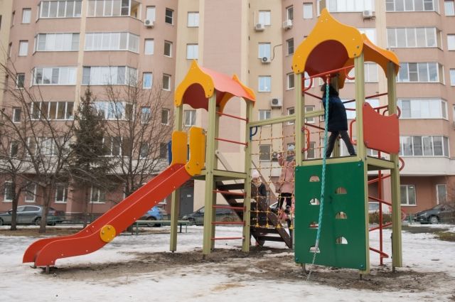 Программа «Стальное дерево» помогла открыть две новые детские площадки