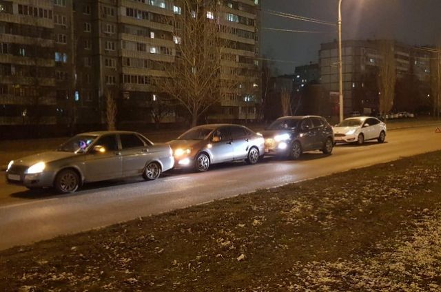 В Липецке школьница пострадала в столкновении четырех автомобилей