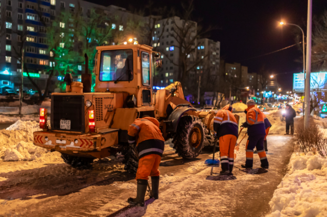 Из Ярославля после первого сильного снегопада вывезли 1000 тонн снега