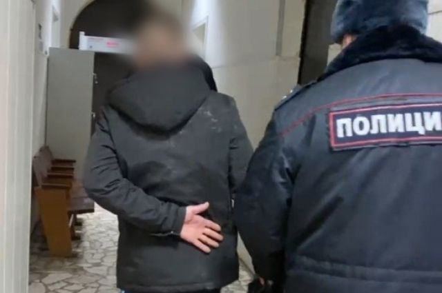 Житель Ершова признался в изнасиловании младенца