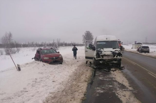 Три человека пострадали в ДТП с пассажирским автобусом под Владимиром
