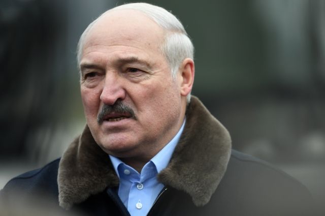 Лукашенко одобрил введение уголовной ответственности за призывы к санкциям