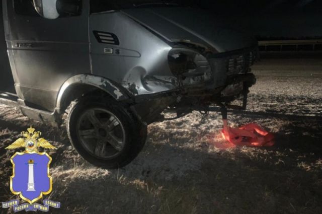На подъезде к Ульяновску ГАЗель влетела в ограждение, пострадала женщина